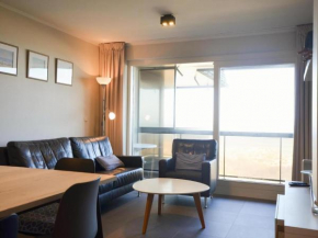 Plaza G2634 with frontal sea view